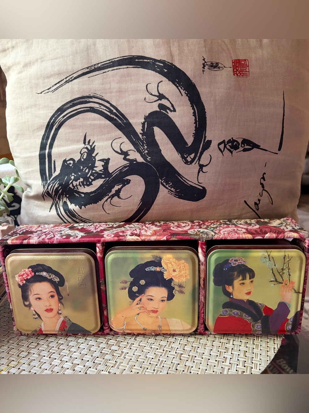 Vintage Asian set of 3  Fuxiangyuan Mooncake  Tins.